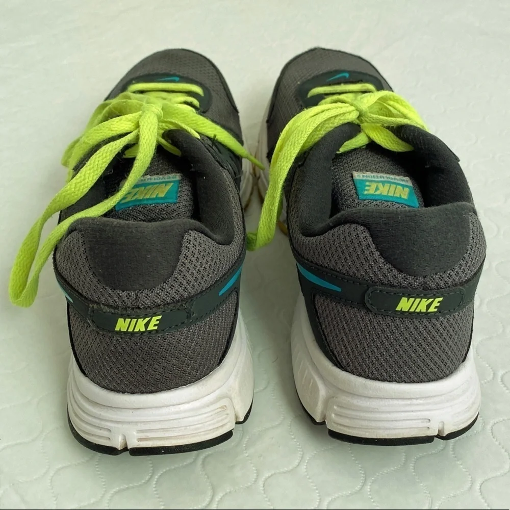 Nike women’s revolution